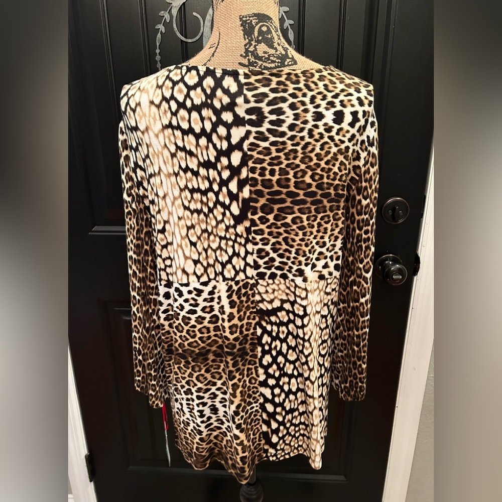 ✔️ NWT Ruby Rd Leopard Top Size Large - Picture 6 of 8